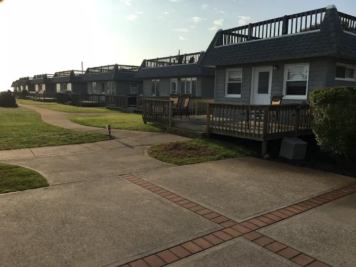 GNP Roofing & Siding Picture 3