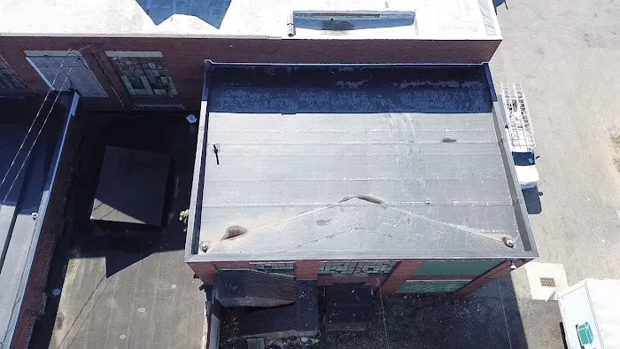 Wm Brooks III LLC Picture 1