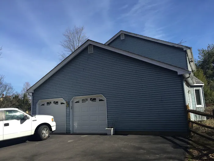 Reliance Roofing & Siding Picture 9