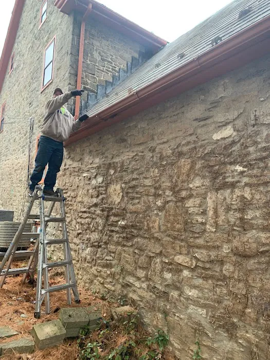 SWELL Roofing Co. Picture 4