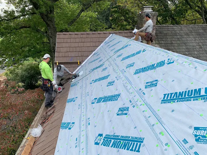 EarthRise Exteriors Picture 3