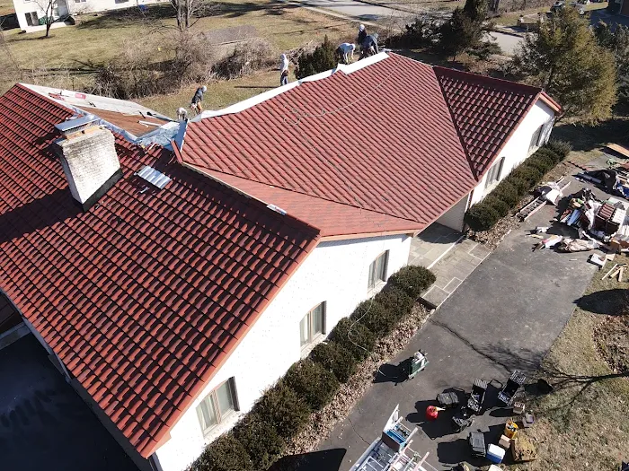 EarthRise Exteriors Picture 9