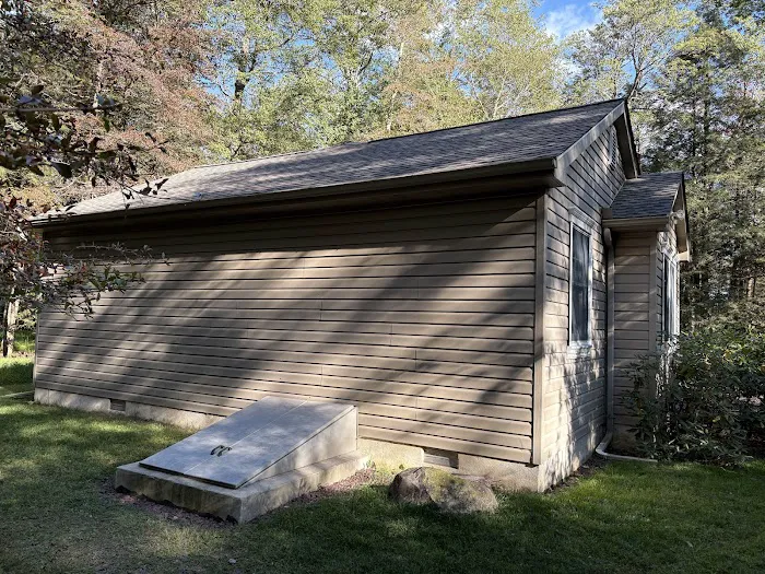 Bernard & Sons Roofing Picture 4