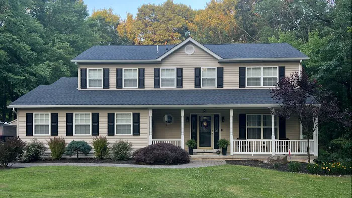 Bernard & Sons Roofing Picture 3