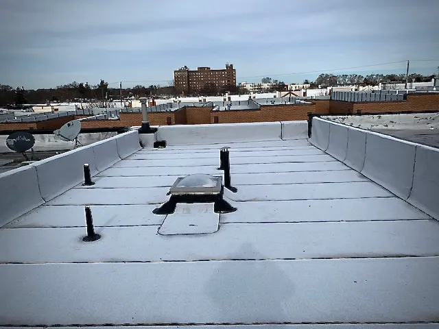 Primo Roofing and Siding Picture 4