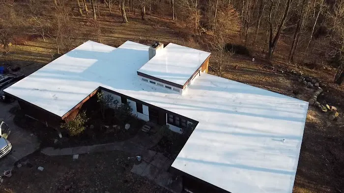 Hybrid Roofing and Renovations Picture 5