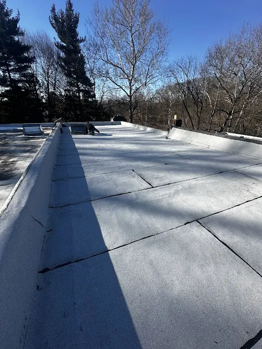 EM Renovations LLC Picture 7