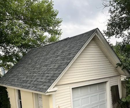 Pete's Roofing and Son LLC