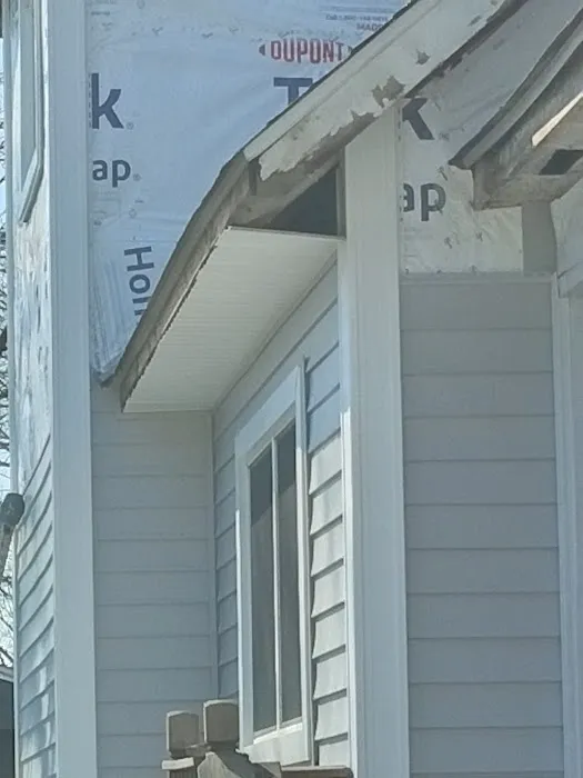 Umo Roofing LLC Picture 6