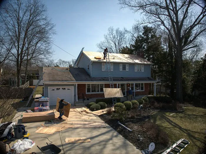 American Construction Roofing, Siding and Windows Picture 9