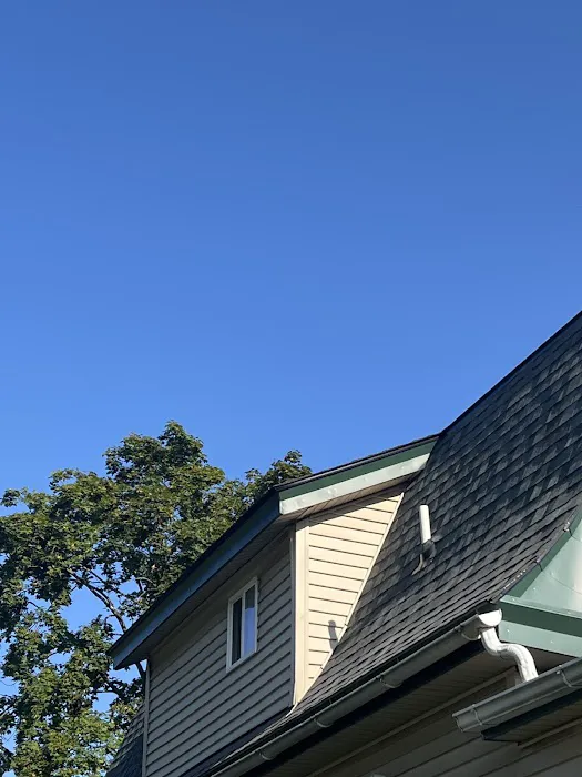 Julius Laslo Roofing & Siding Picture 2