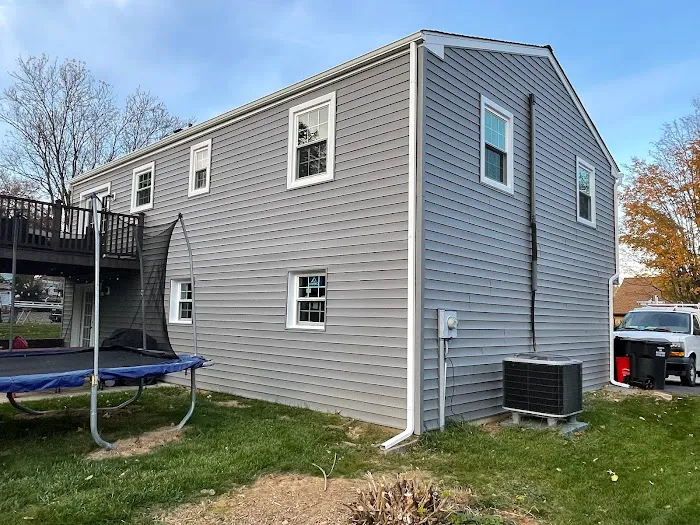 Romero Roofing & Siding LLC Picture 10