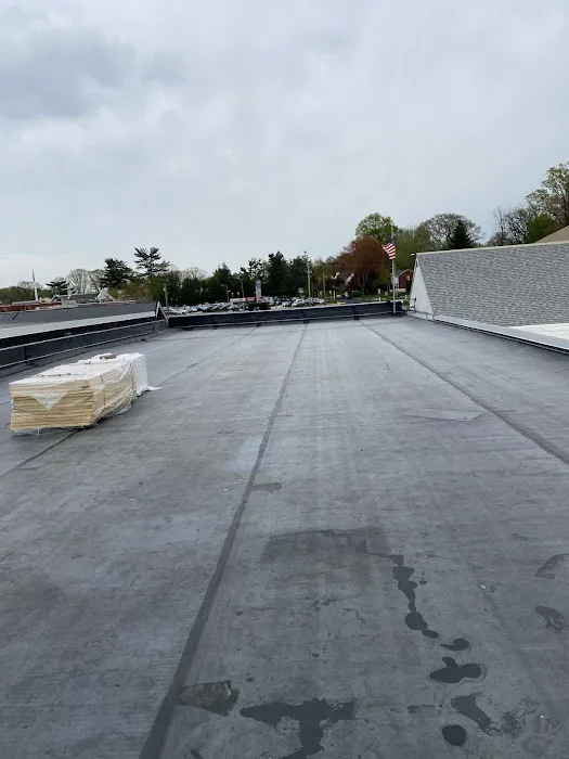 ELR Roofing LLC Picture 8