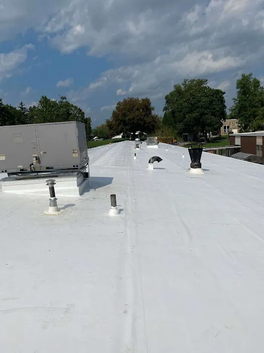 ELR Roofing LLC Picture 6