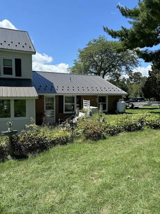 Adam Holencik Exterior Picture 5