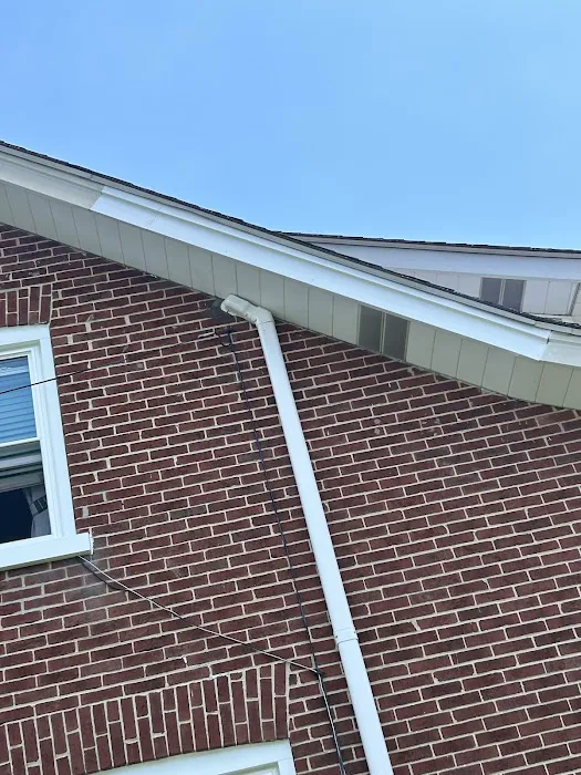 Adam Holencik Exterior Picture 8