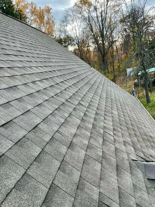 Royal Roofing and Renovations Picture 7