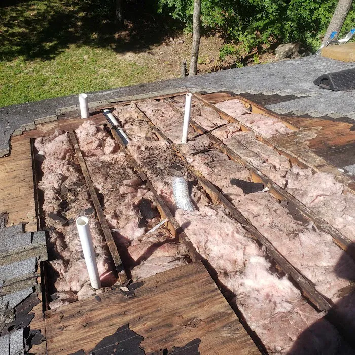 Royal Roofing and Renovations Picture 4