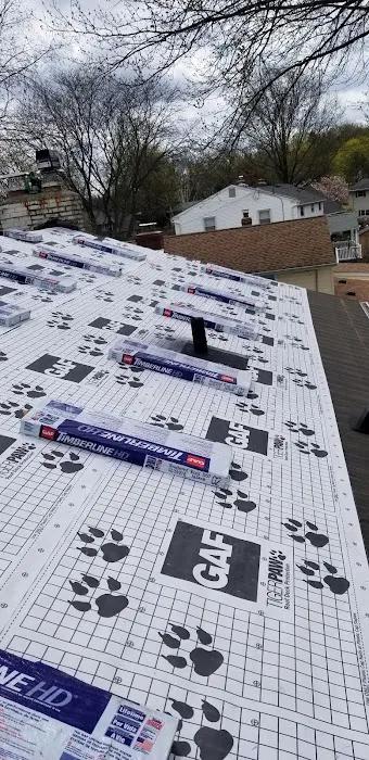 J&E Roofing & Siding Picture 3