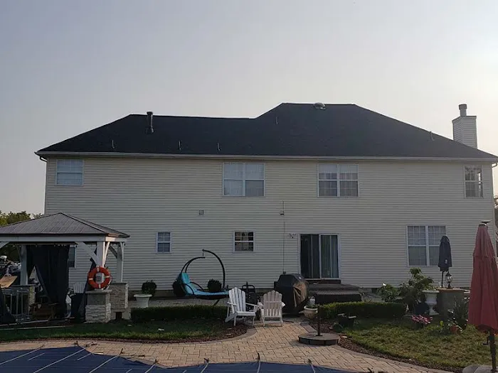 Modern Xteriors Picture 1