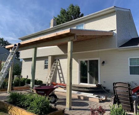 Dustin M Davis Roofing and Siding, LLC