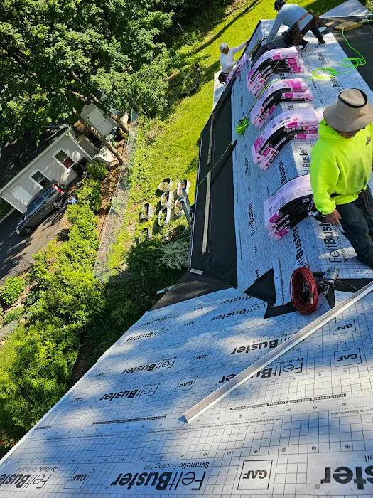 Happy Days Roofing Picture 1