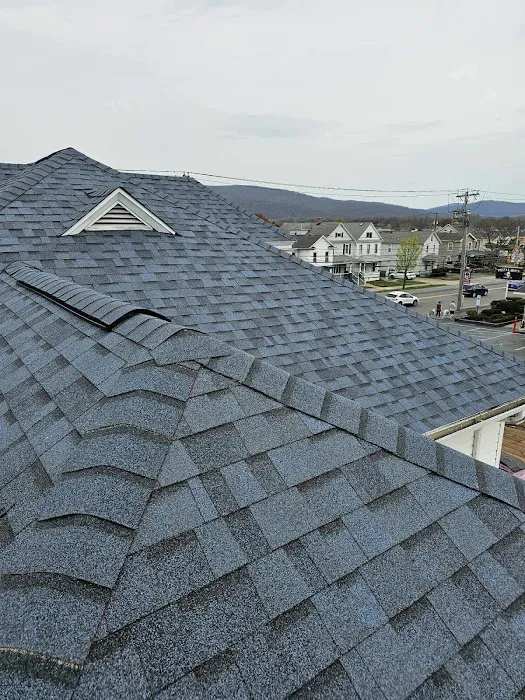 Happy Days Roofing Picture 6