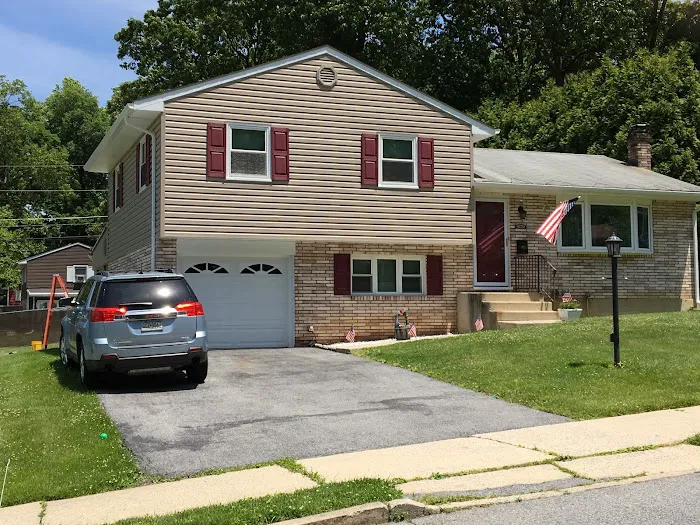 Whitaker Roofing & Siding Picture 4