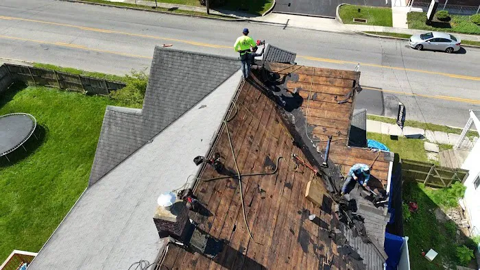 Eagle roofing & Siding Picture 2