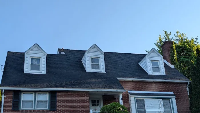 Edify Contracting LLC Roofing and Siding Picture 10