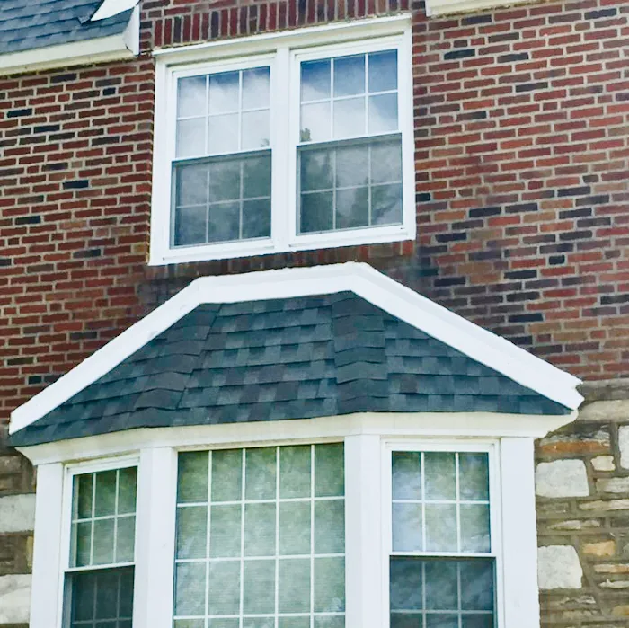 Universal Roofing & Contracting Inc. Picture 3