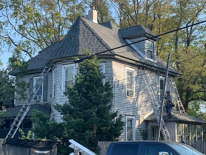 Orellanas Roofing Picture 4