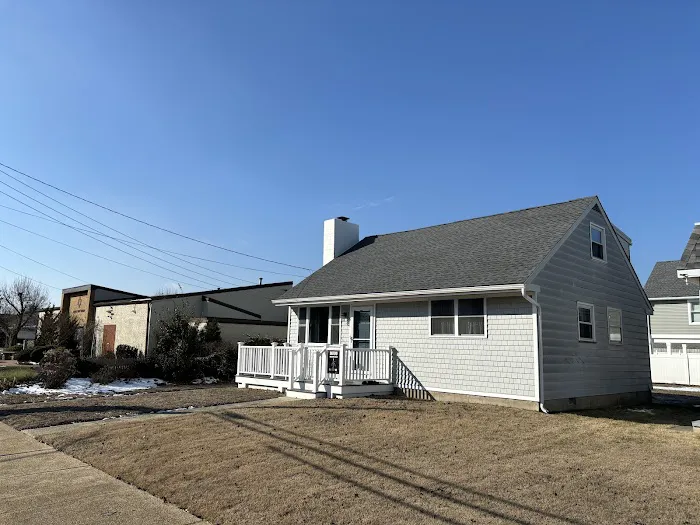 OCHOA ROOFING LLC Picture 2