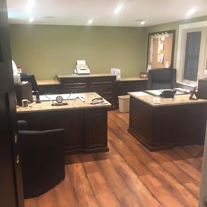 T A Hughes lll Roofing Siding Windows Picture 10