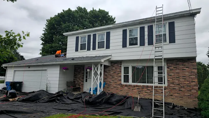 1st Choice Roofers, LLC Picture 1