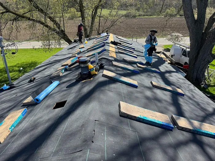 1st Choice Roofers, LLC Picture 4