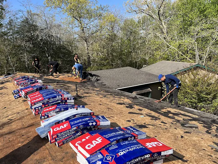 Shoreline Roofing Picture 6