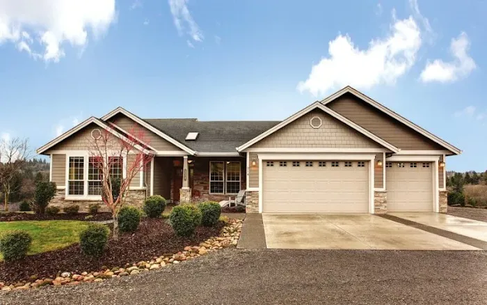 Stellar Exteriors LLC Picture 1