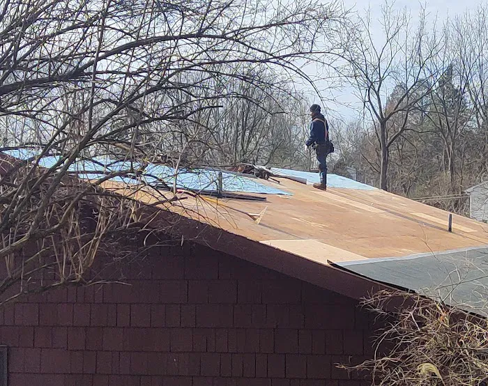 Warren Thompson & Son Roofing & Siding Picture 10