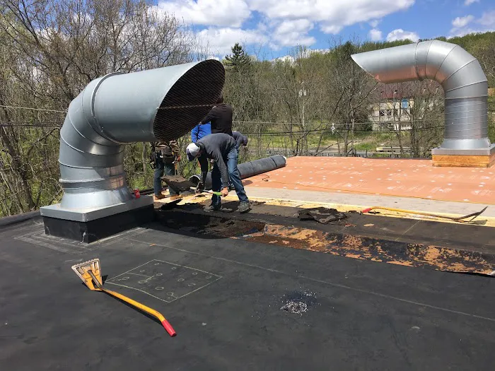 Warren Thompson & Son Roofing & Siding Picture 9