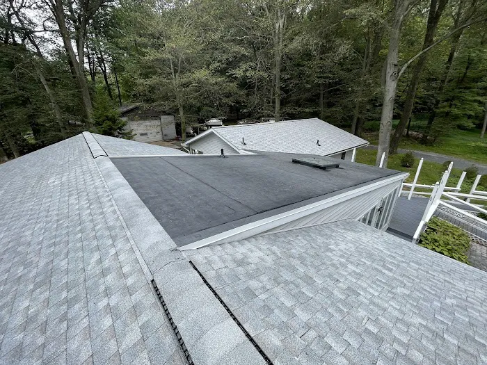 Foulds Roofing, LLC Picture 4