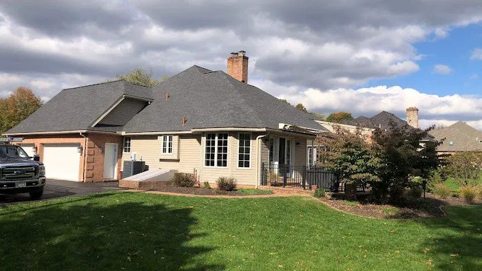 Mast Roofing & Construction Picture 1