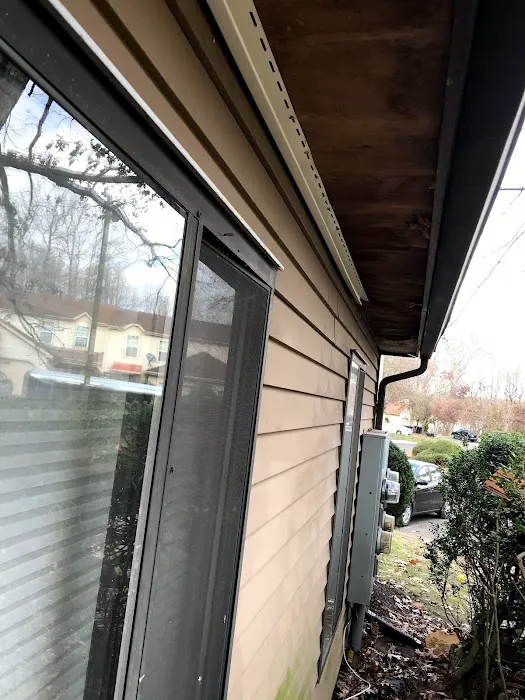 Premier roofing and siding contractor LLC Picture 9