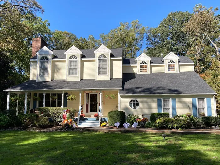 Peak Roofing and Siding Picture 4