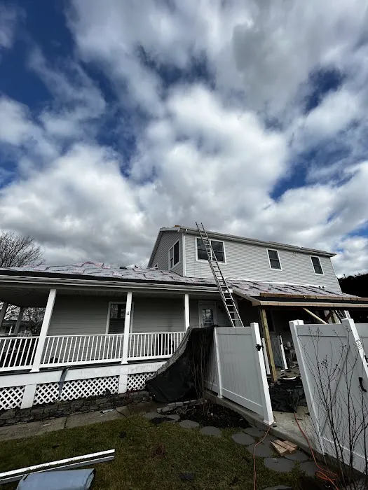 Skyline Roofing and Siding LLC. Picture 2