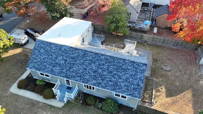 SJ Roofing Picture 1