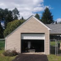 Richard Lloyd Contracting Roofing & Siding ico