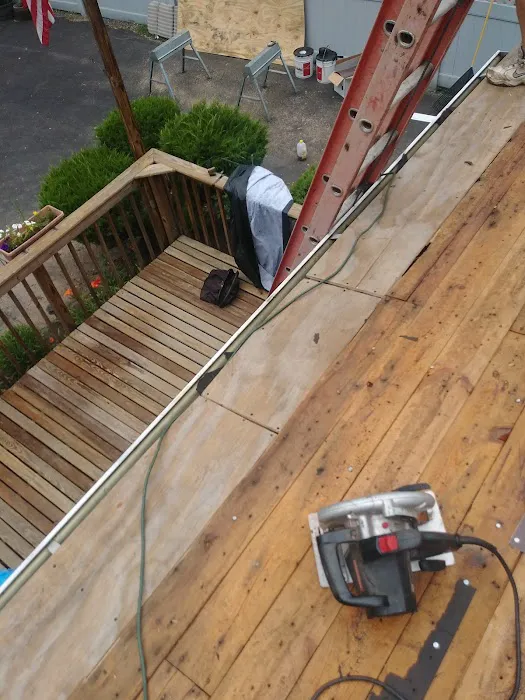 Richard Lloyd Contracting Roofing & Siding Picture 5