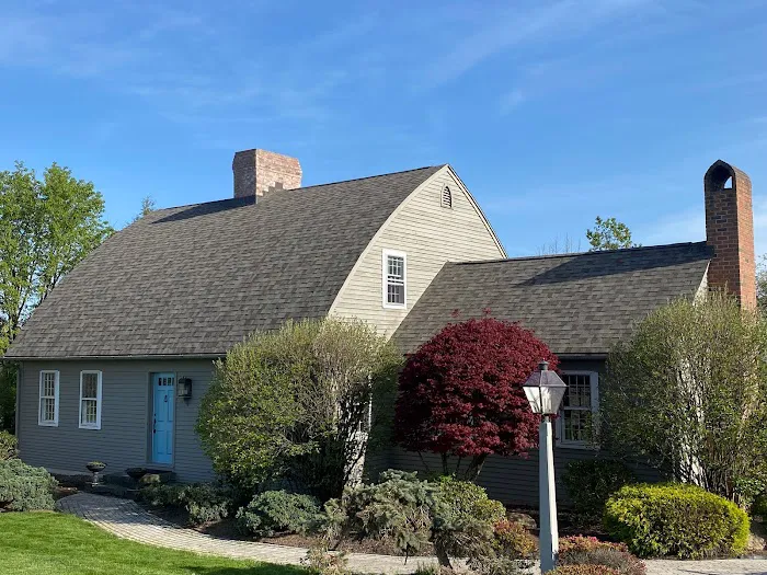 Red Cedar Roofing and Siding Picture 7