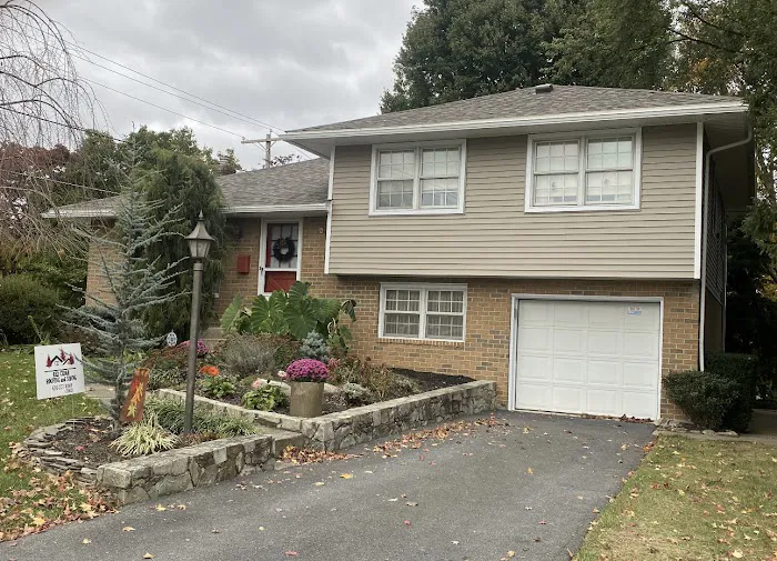 Red Cedar Roofing and Siding Picture 10